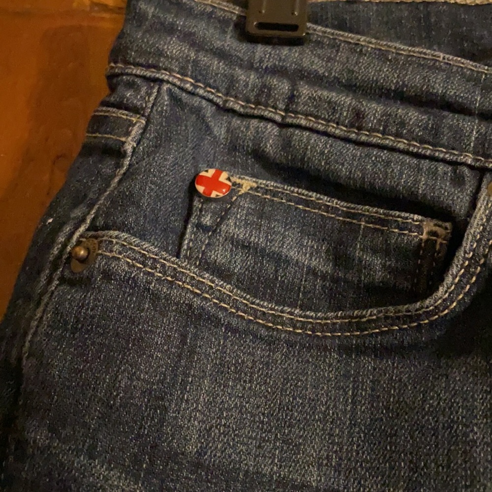 Jeans - Picture 2 of 4